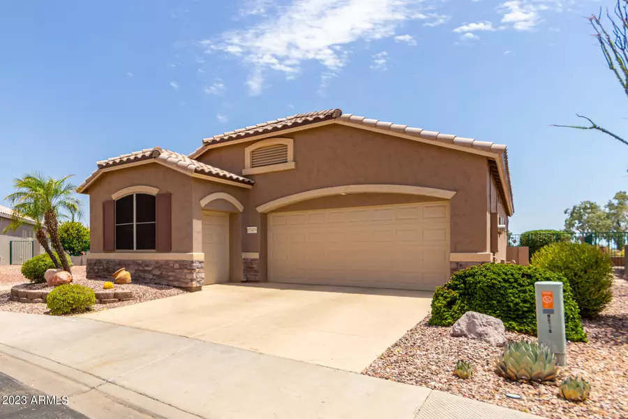 17419 N THORNBERRY Drive, Surprise, AZ 85374