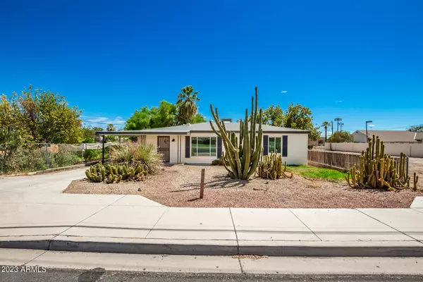 Buckeye, AZ 85326,1009 E NARRAMORE Avenue