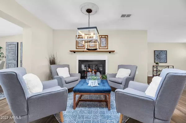 2214 N 82ND Street Scottsdale, AZ 85257