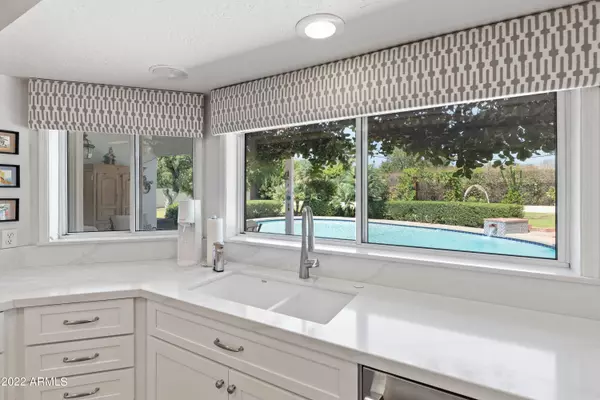 Scottsdale, AZ 85251,6456 E Calle Del Media --