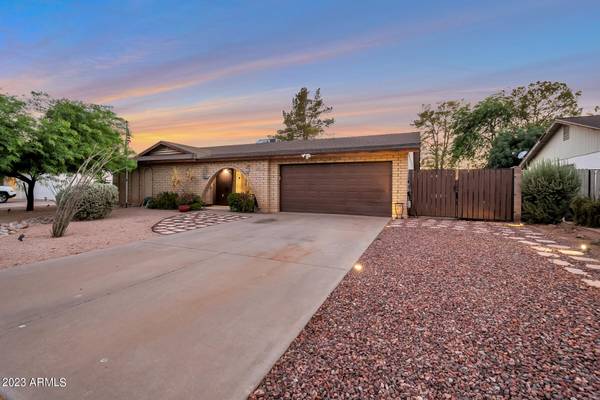 Mesa, AZ 85210,2224 S EMERSON --