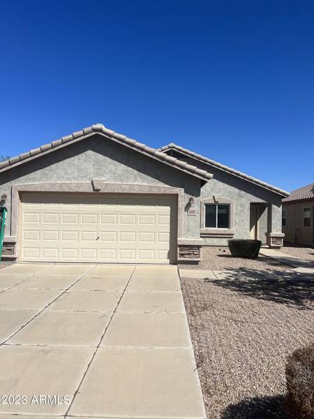 4102 E SILVERBELL Road, San Tan Valley, AZ 85143