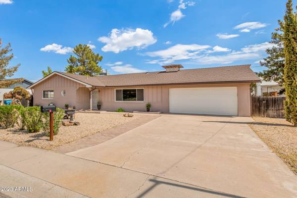 Phoenix, AZ 85023,2207 W MEADOW Drive