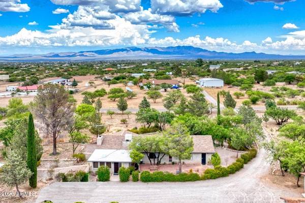 Hereford, AZ 85615,6678 S Calle de la Cereza --