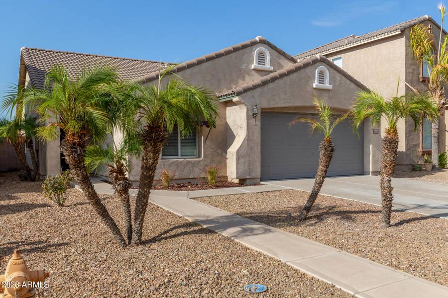 4728 E MEADOW CREEK Way, San Tan Valley, AZ 85140