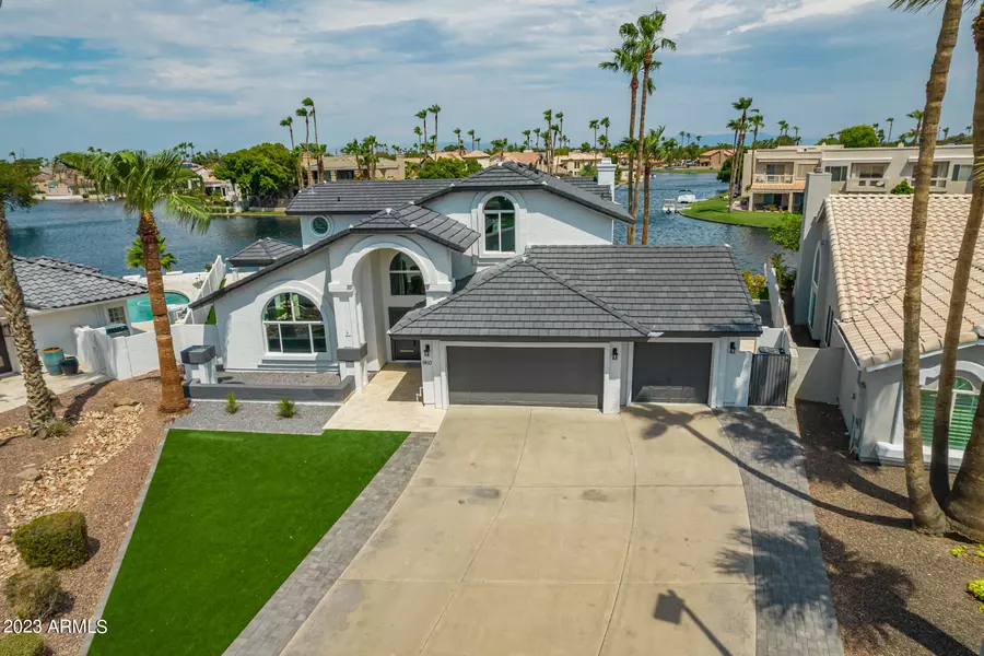 1410 W EMERALD KEY Court, Gilbert, AZ 85233