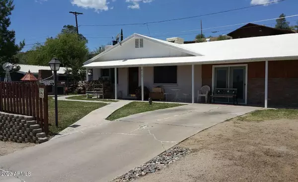 581 W BANKER Avenue,  Globe,  AZ 85501