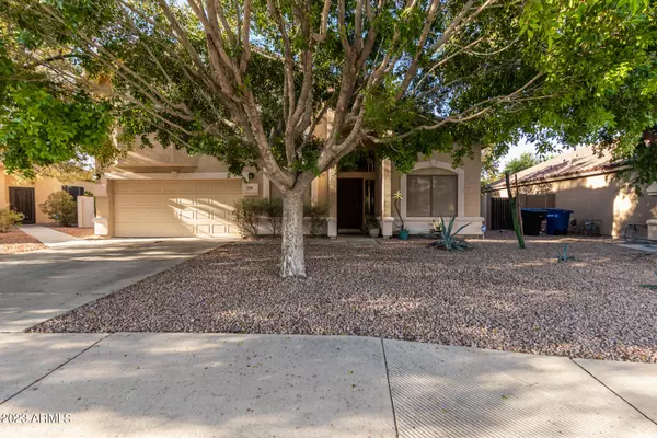 Gilbert, AZ 85233,534 W DESERT Avenue