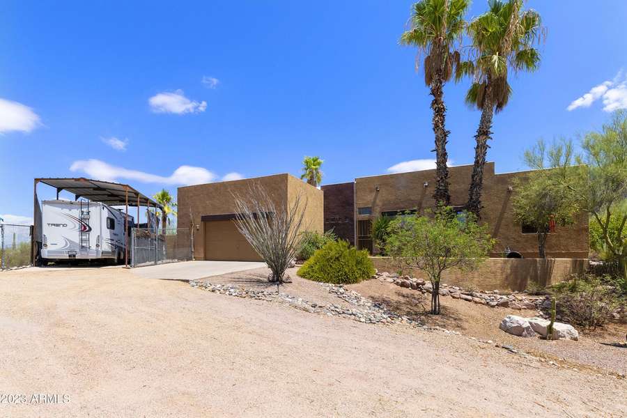 5372 E MINING CAMP Street, Apache Junction, AZ 85119