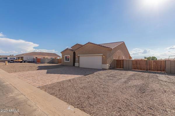 Arizona City, AZ 85123,14998 S COUNTRY CLUB Drive S