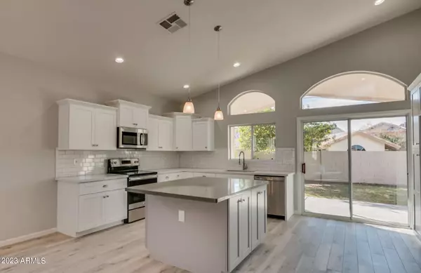 Chandler, AZ 85224,320 S APACHE Drive