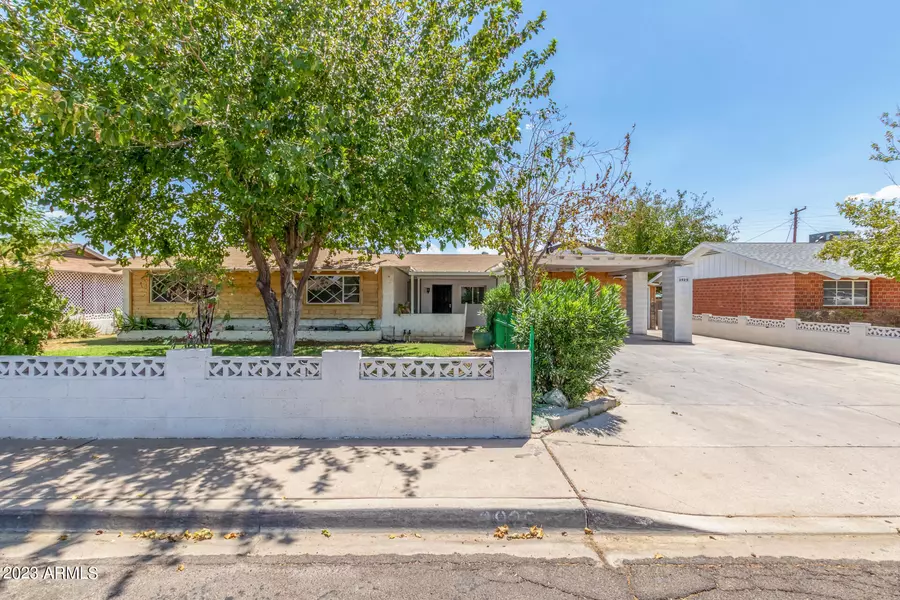 3925 W MARYLAND Avenue, Phoenix, AZ 85019