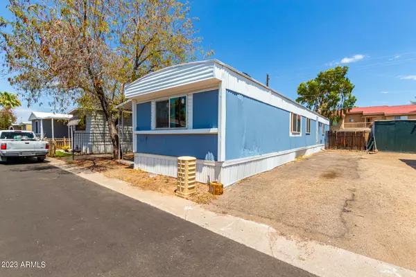 Glendale, AZ 85301,8595 N 71ST Avenue #18