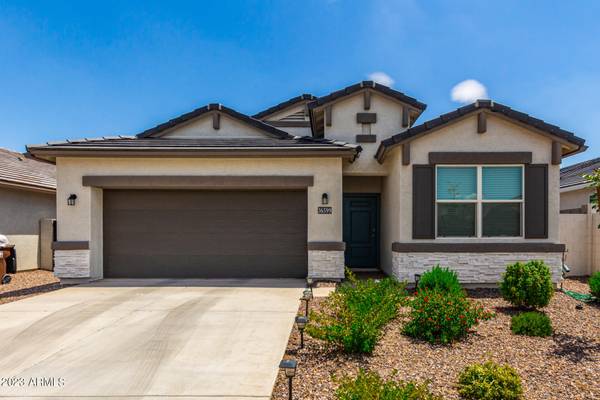 36599 N IBERIAN Drive, San Tan Valley, AZ 85143