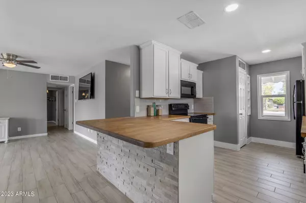 Chandler, AZ 85225,601 W MONTEREY Street