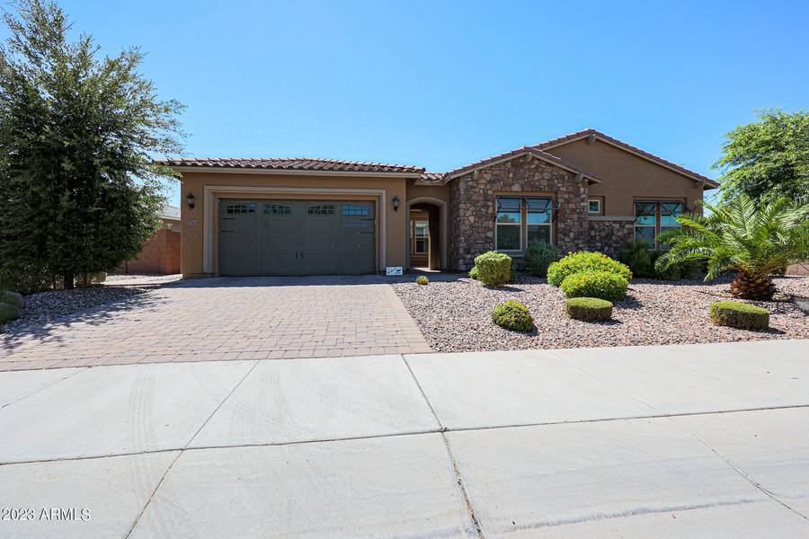 7565 S Parkcrest Street, Gilbert, AZ 85298