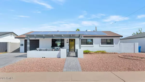 3350 W Charter Oak Road, Phoenix, AZ 85029