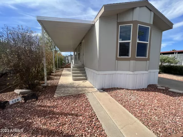 Chandler, AZ 85225,200 E Knox Road #128