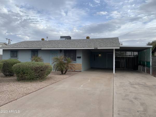 Phoenix, AZ 85033,6613 W OSBORN Road