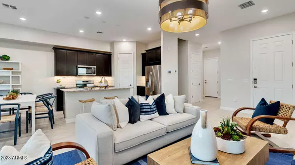 Scottsdale, AZ 85254,17058 N 50TH Street