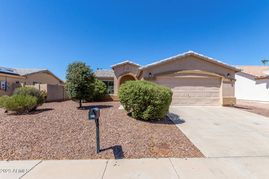 814 E LONG Avenue, Buckeye, AZ 85326