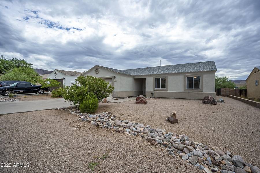 424 W PICKET POST Drive, Superior, AZ 85173