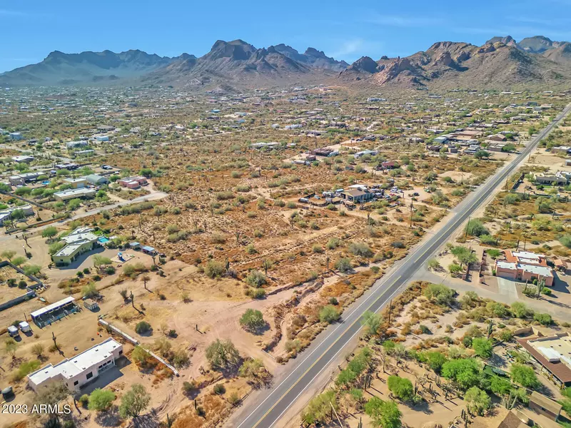 4294 N WOLVERINE PASS Road #-, Apache Junction, AZ 85119