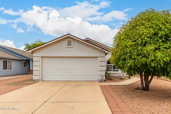 432 S LUTHER Street, Mesa, AZ 85208