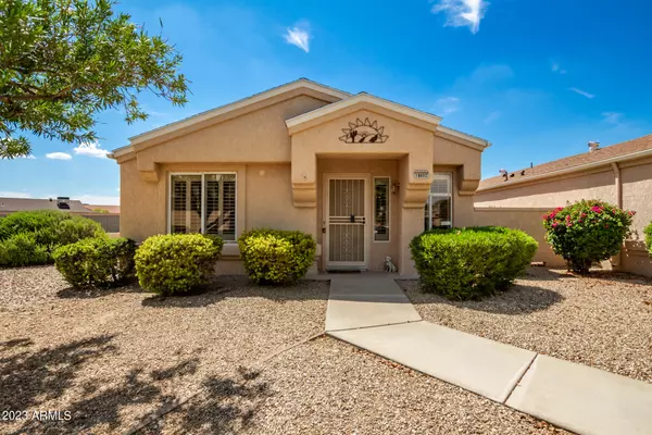 18602 N 136TH Drive, Sun City West, AZ 85375