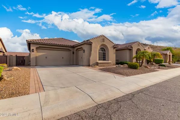 Phoenix, AZ 85083,5835 W FETLOCK Trail