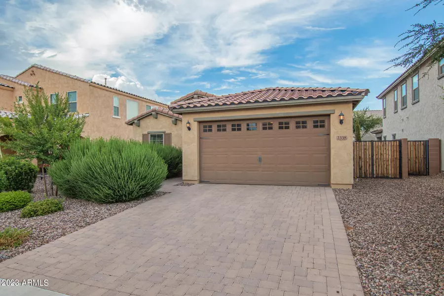 2338 E BELLERIVE Drive, Gilbert, AZ 85298