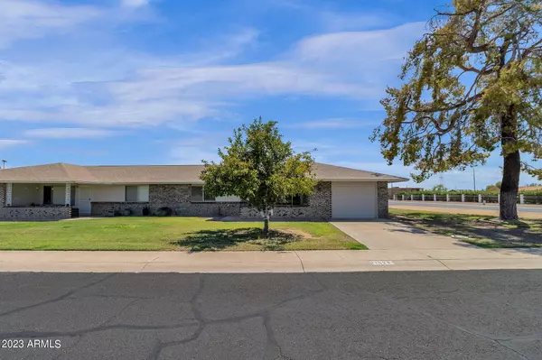 11025 W KELSO Drive, Sun City, AZ 85351