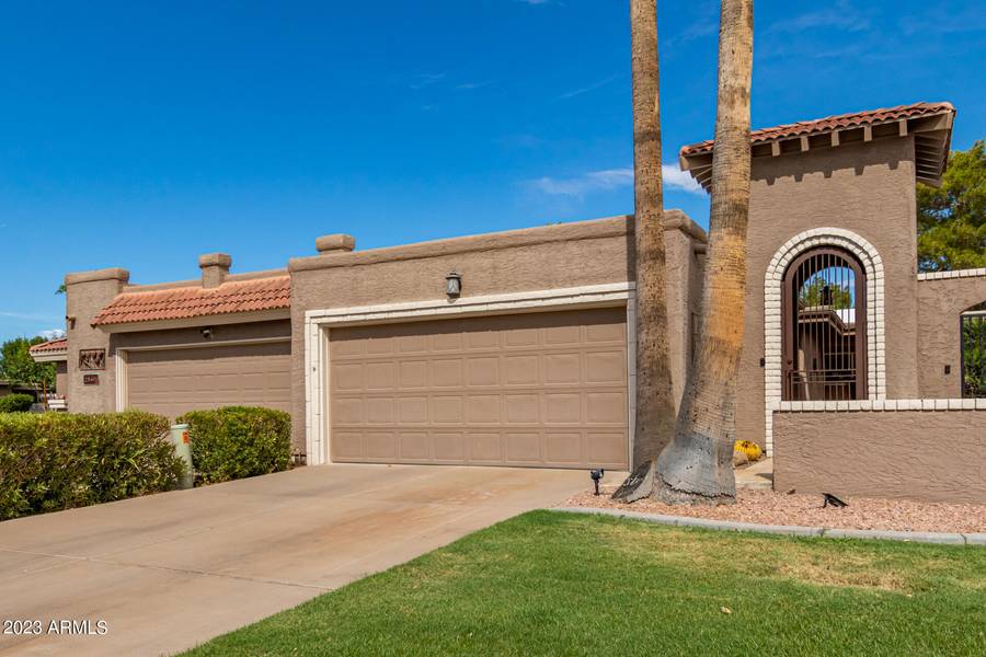 25407 S Glenburn Drive, Sun Lakes, AZ 85248