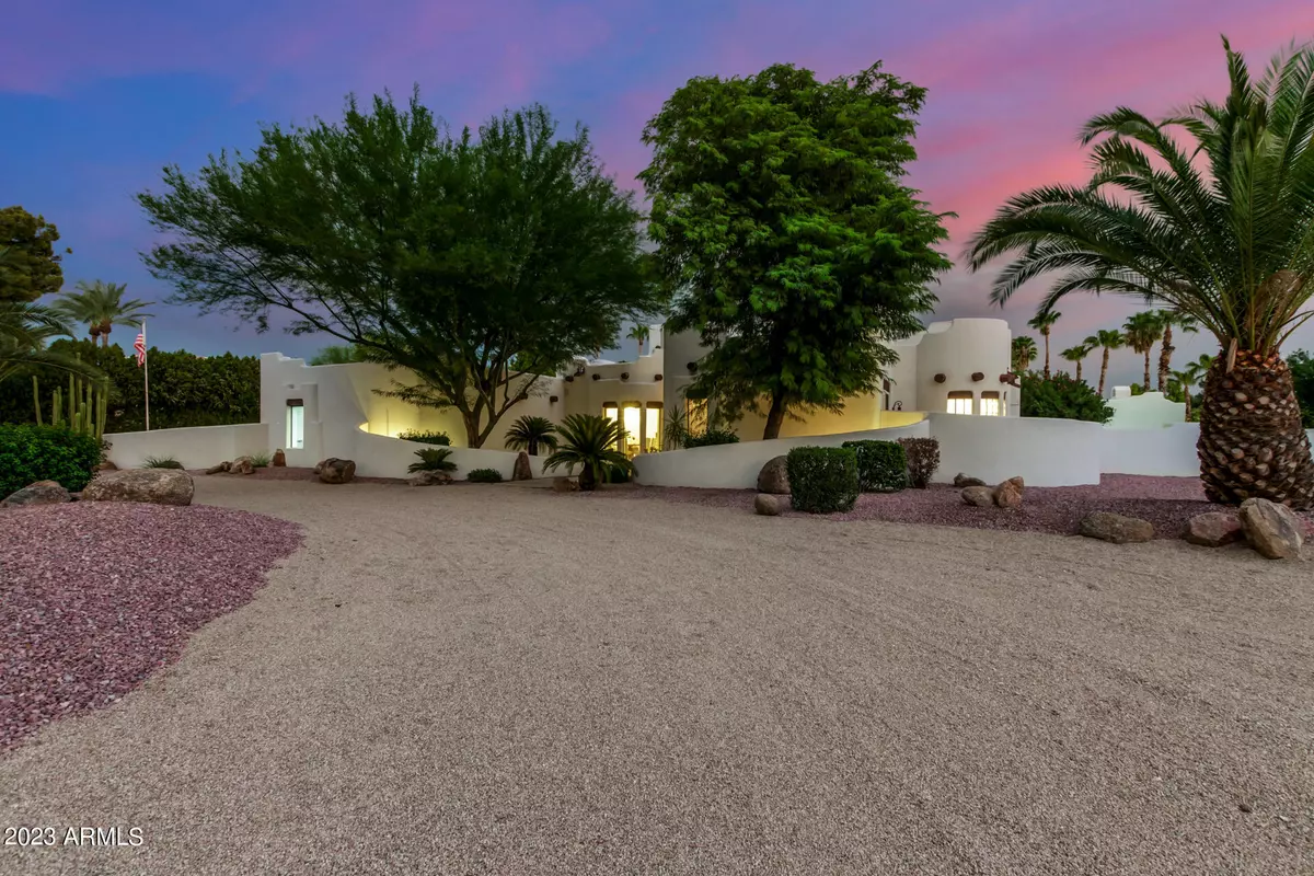 Paradise Valley, AZ 85253,6901 E BERNEIL Drive