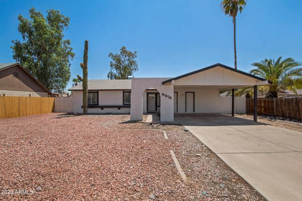 Phoenix, AZ 85037,8821 W WHITTON Avenue