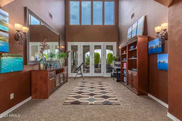 Mesa, AZ 85213,2040 E NORCROFT Street