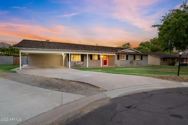 Phoenix, AZ 85020,7033 N 13TH Street