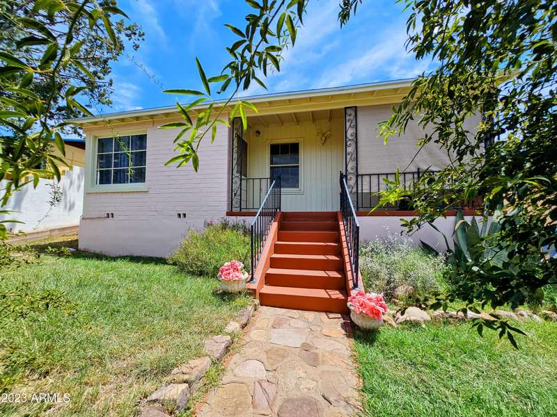 612 OLIVER Circle, Bisbee, AZ 85603