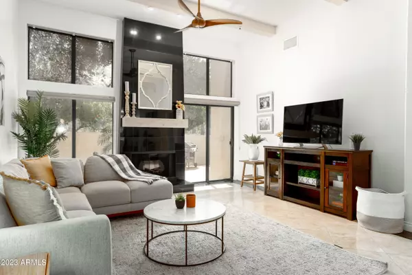 Scottsdale, AZ 85258,10050 E MOUNTAINVIEW LAKE Drive #40