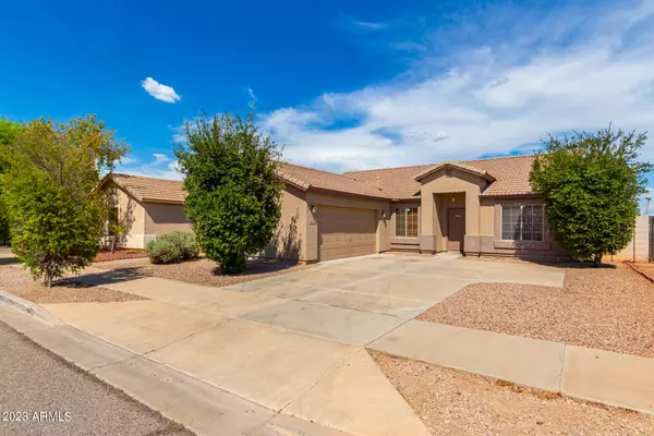 6933 S 11TH Drive, Phoenix, AZ 85041