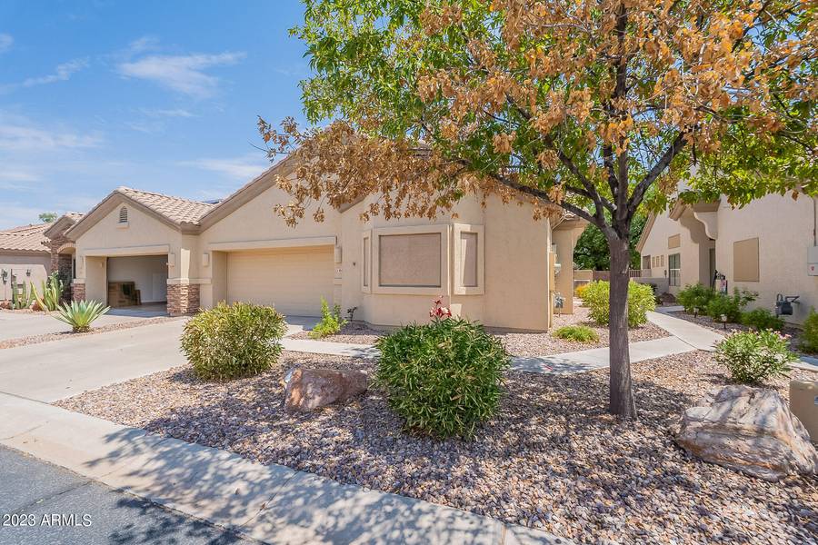 1440 N DESERT WILLOW Street, Casa Grande, AZ 85122