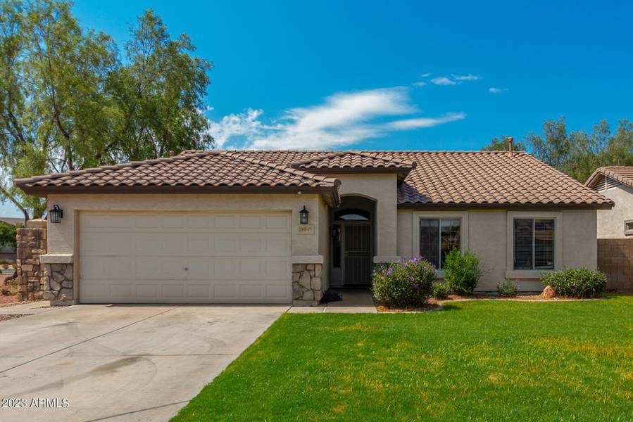 16047 W DESERT Lane, Surprise, AZ 85374