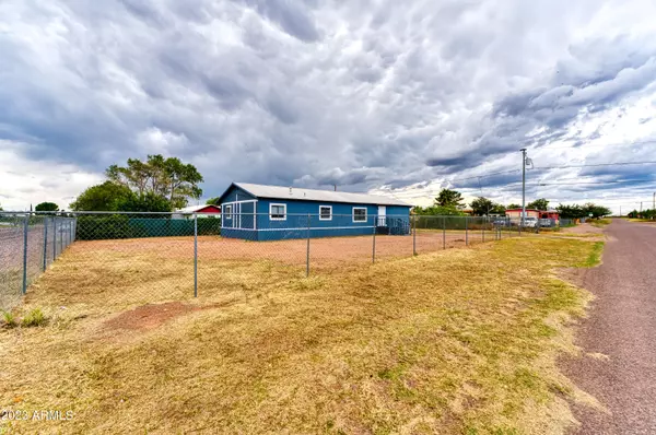 Pirtleville, AZ 85626,802 W GRACE Avenue