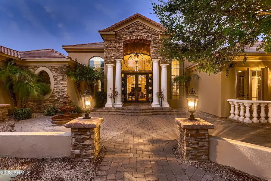 5941 S GEMSTONE Drive, Chandler, AZ 85249