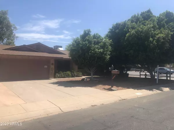 3449 W MESCAL Street, Phoenix, AZ 85029