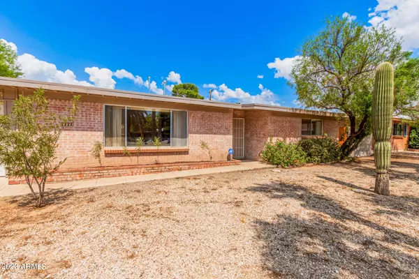 Tucson, AZ 85712,2222 N RAINBOW VISTA Drive