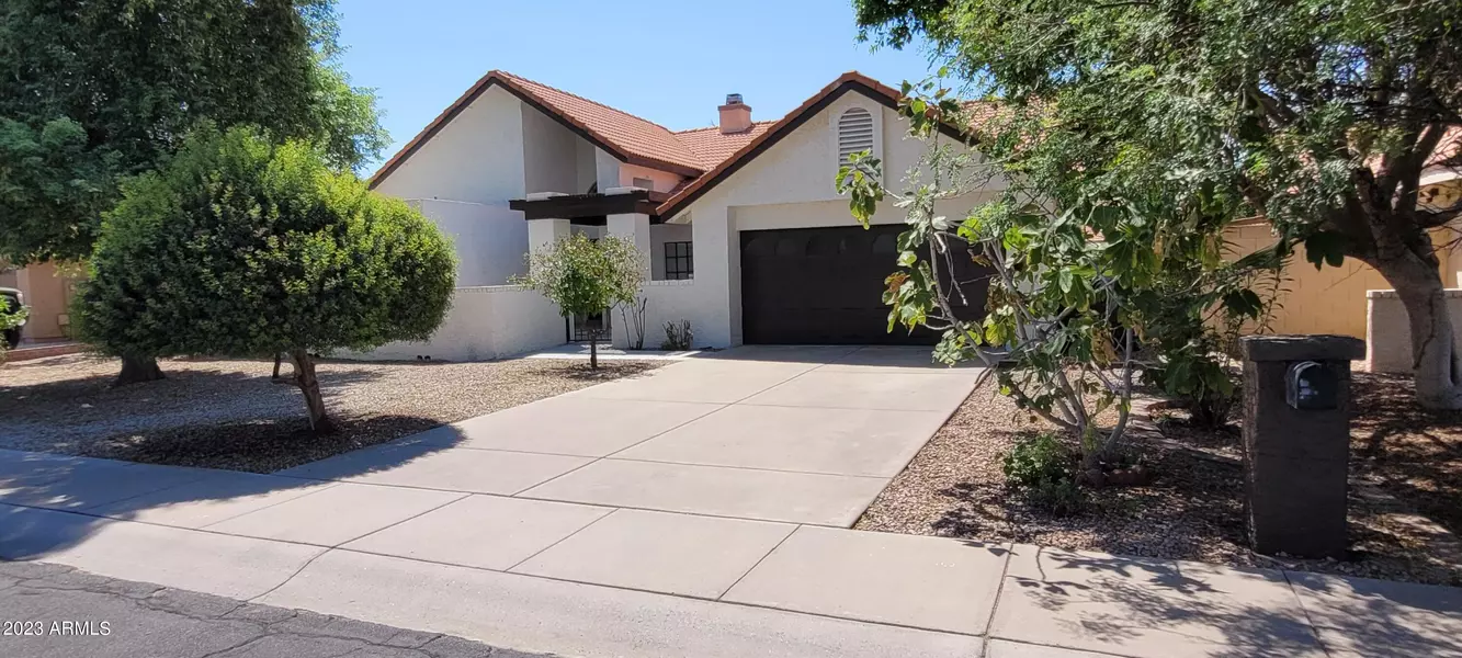 1955 E VINEDO Lane, Tempe, AZ 85284