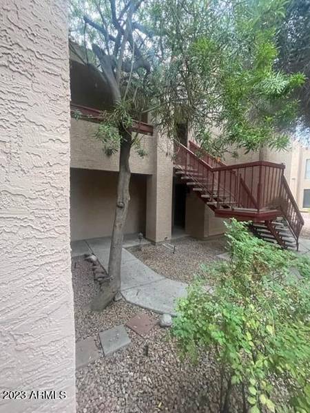 3131 W COCHISE Drive #119, Phoenix, AZ 85051