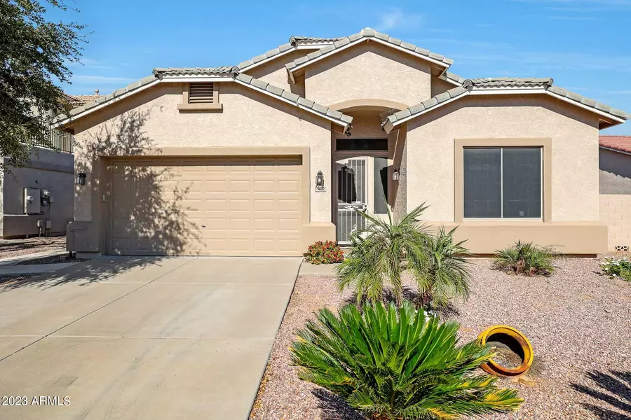 16532 W DESERT Lane, Surprise, AZ 85388