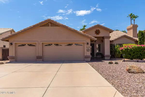 1209 W ROYAL PALMS Court, Gilbert, AZ 85233